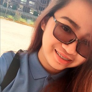 Meet your Posher, Maria ross